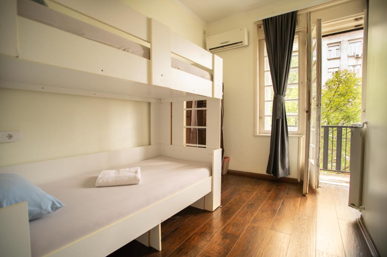 All In Hostel ベオグラード エクステリア 写真